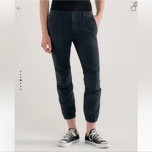 Nili Lotan Cropped French Military Pants Ankle Zip Size 4